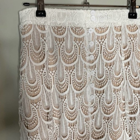 NWT Laundry Room l Ivory Crochet Shortie Skirt M - Picture 3 of 7
